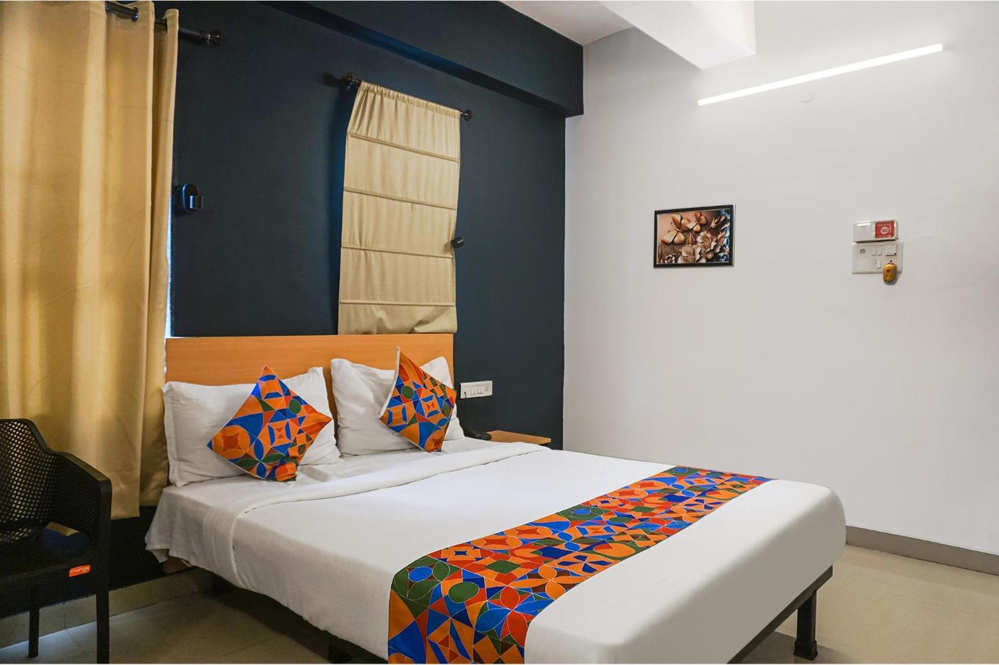 Fabhotel Aura Homes - Nr Khandoba Mandir Pimpri-Chinchwad Eksteriør bilde