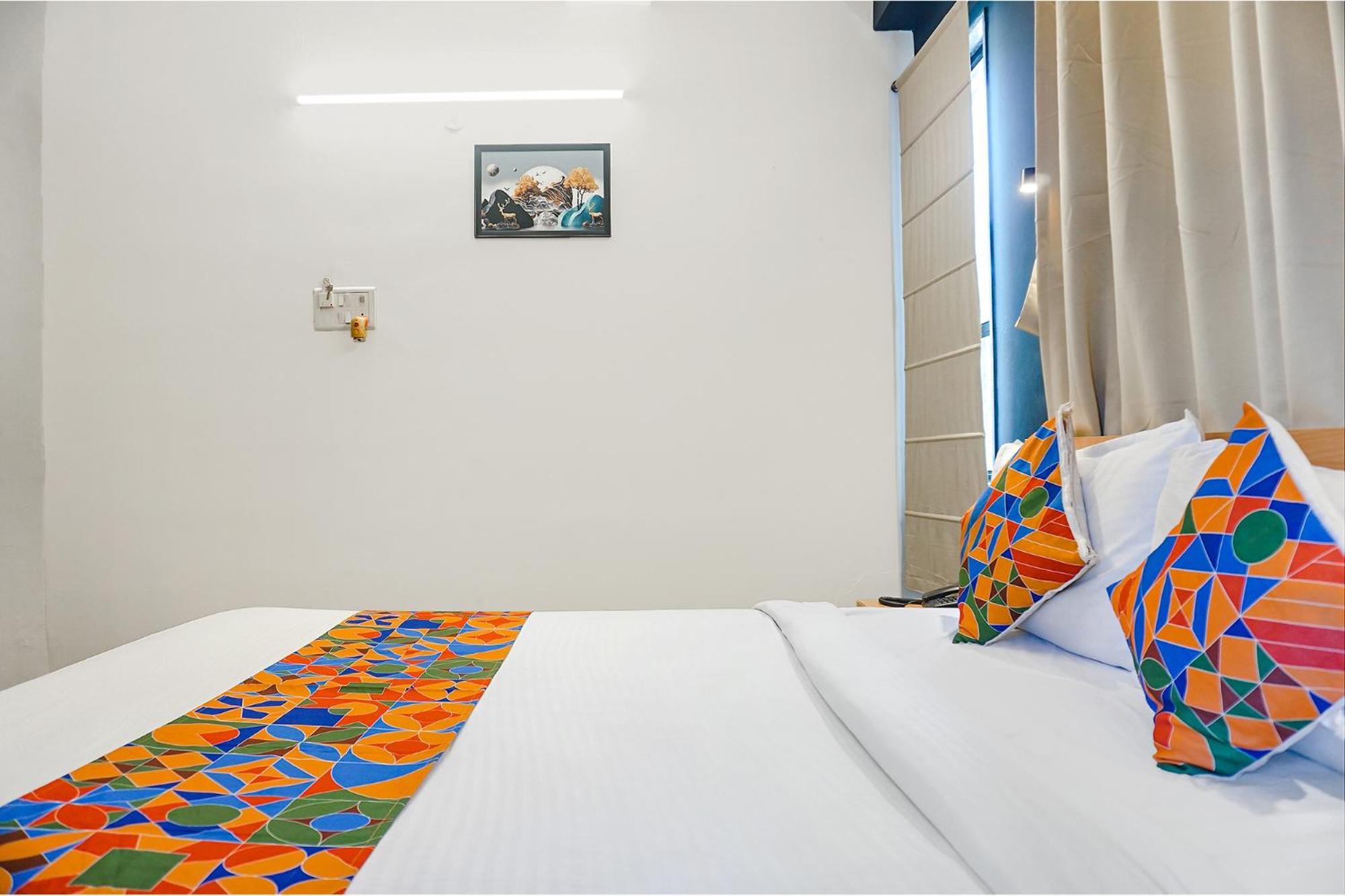 Fabhotel Aura Homes - Nr Khandoba Mandir Pimpri-Chinchwad Eksteriør bilde